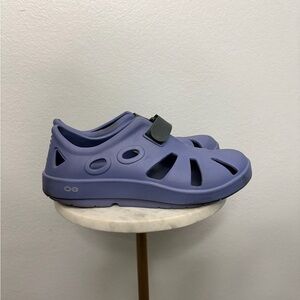 OOFOS Oocandoo Recovery Sandals in Water Drop Unisex 42 Men’s 9 Women’s 11  EUC